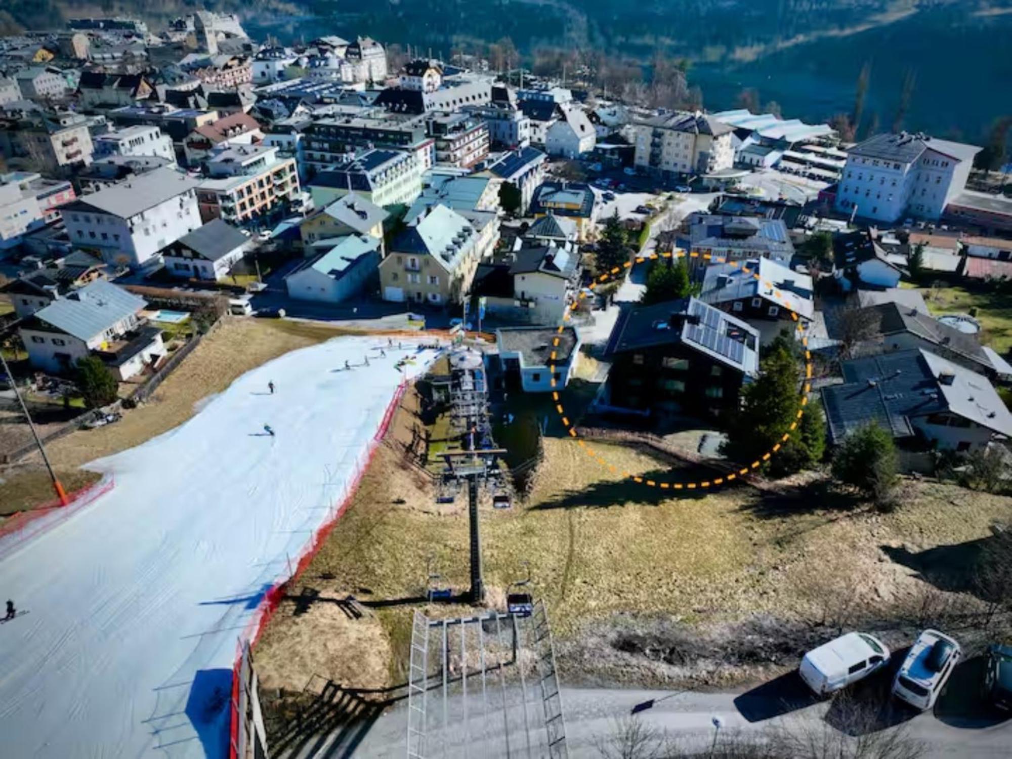 Lift Ski Top2 Zell--contact# Whatsap Before Booking#-i-43--690--1026--2422- *